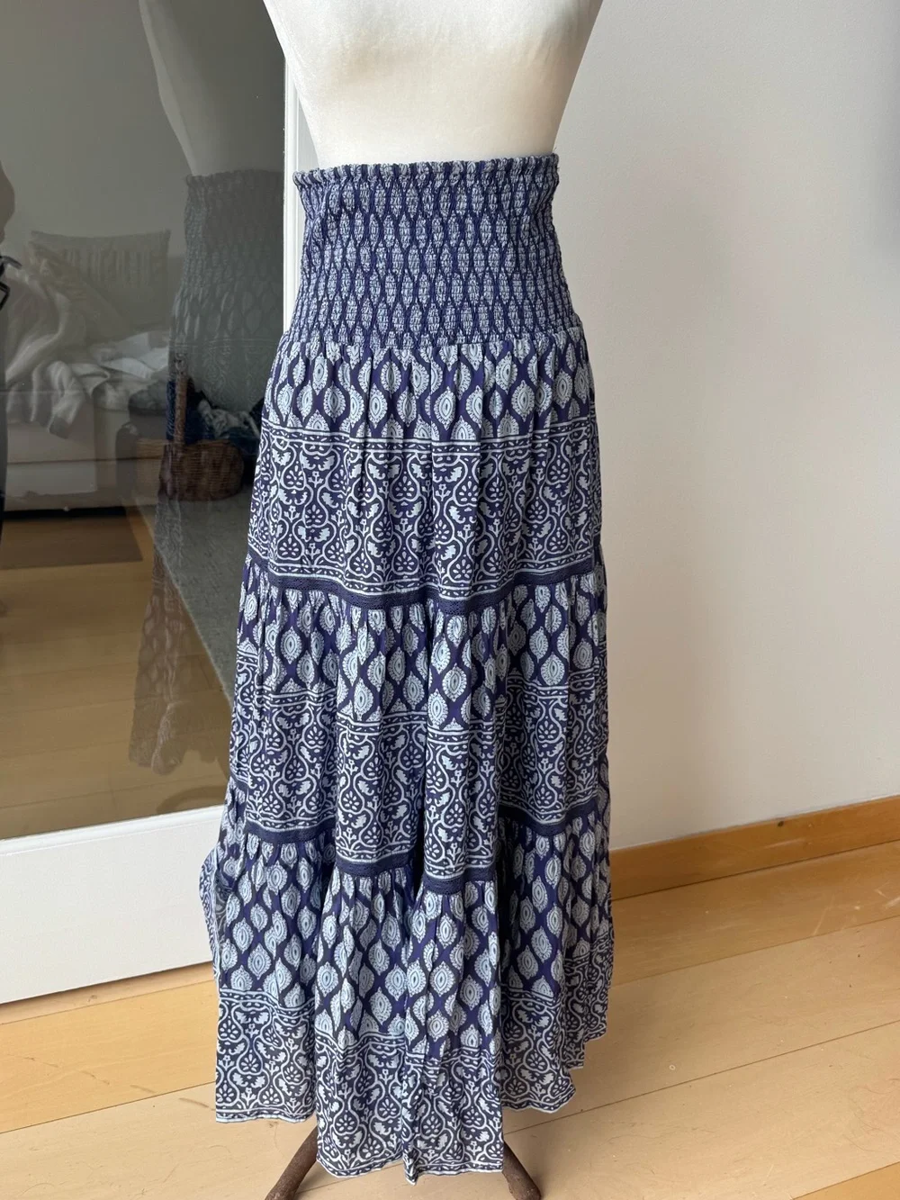 Alicia BELL maxi skirt - Picture 1 of 9